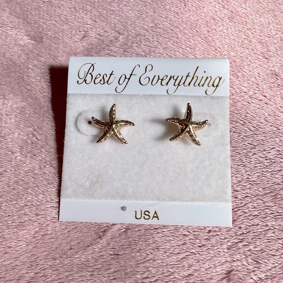 Jewelry - Gold starfish earrings
